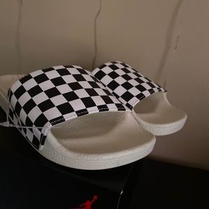 vans checkered slides